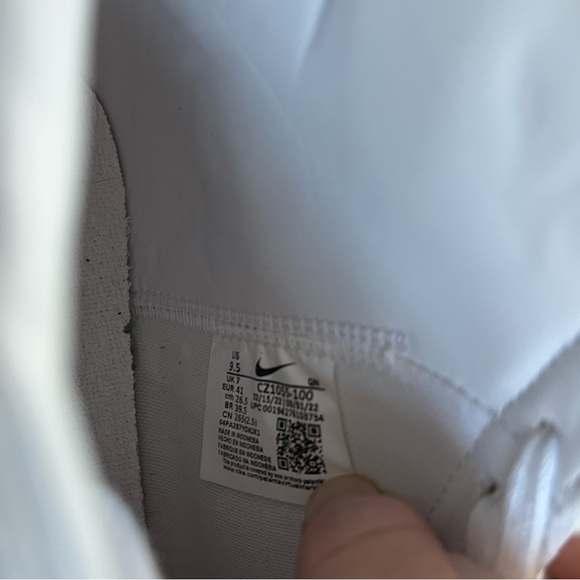 Nike Women's Blazer Mid 77 Shoes - Picture 4 of 6